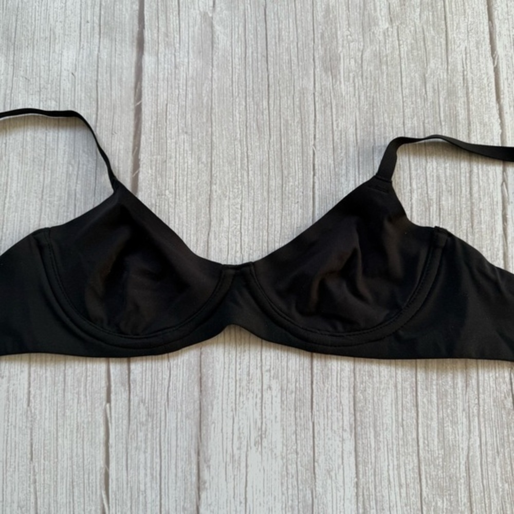 Fits Everybody Unlined Demi Bra SKIMS